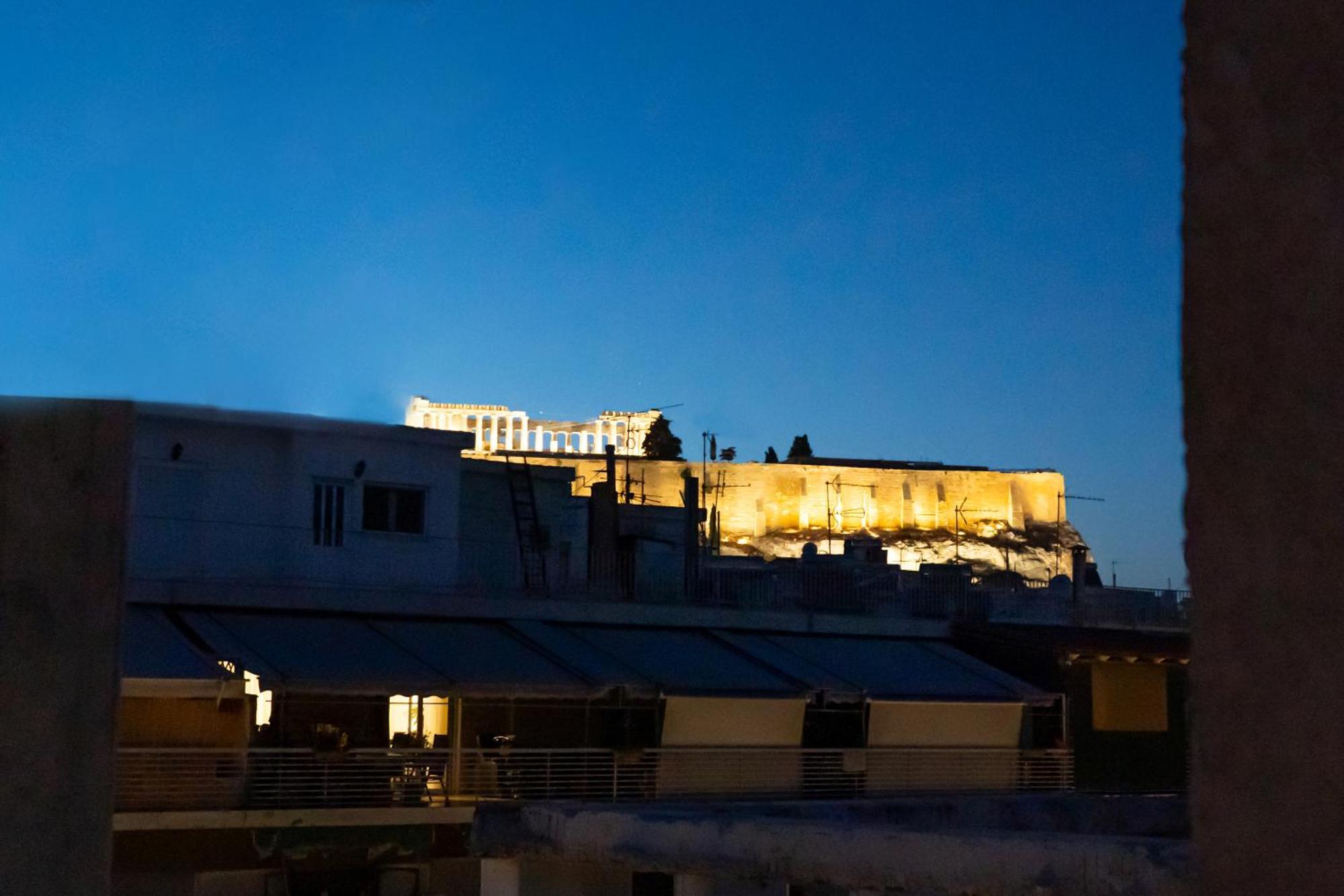 Book Homes Athens - Attic Side Acropolis View Eksteriør bilde