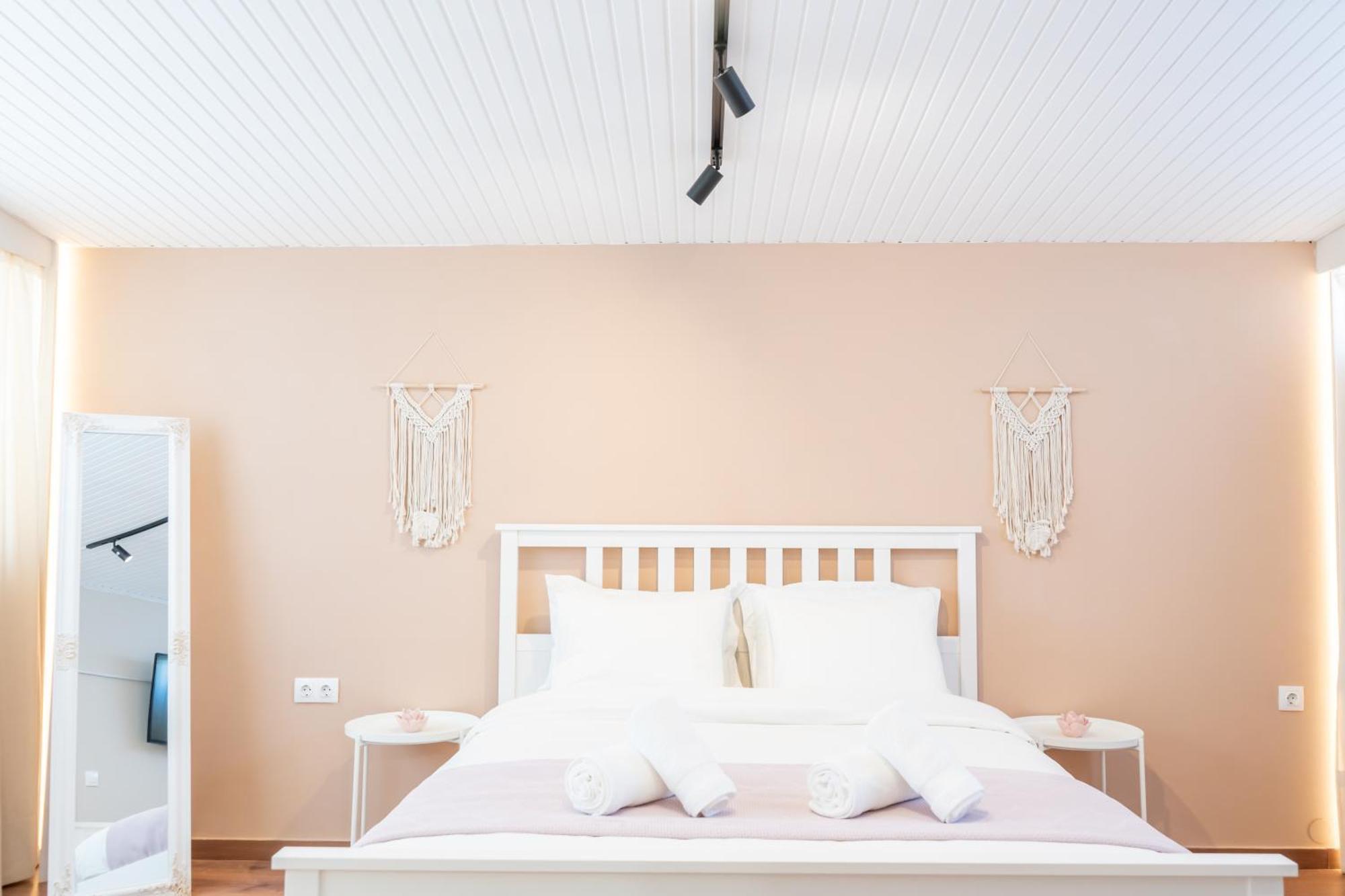 Book Homes Athens - Attic Side Acropolis View Eksteriør bilde
